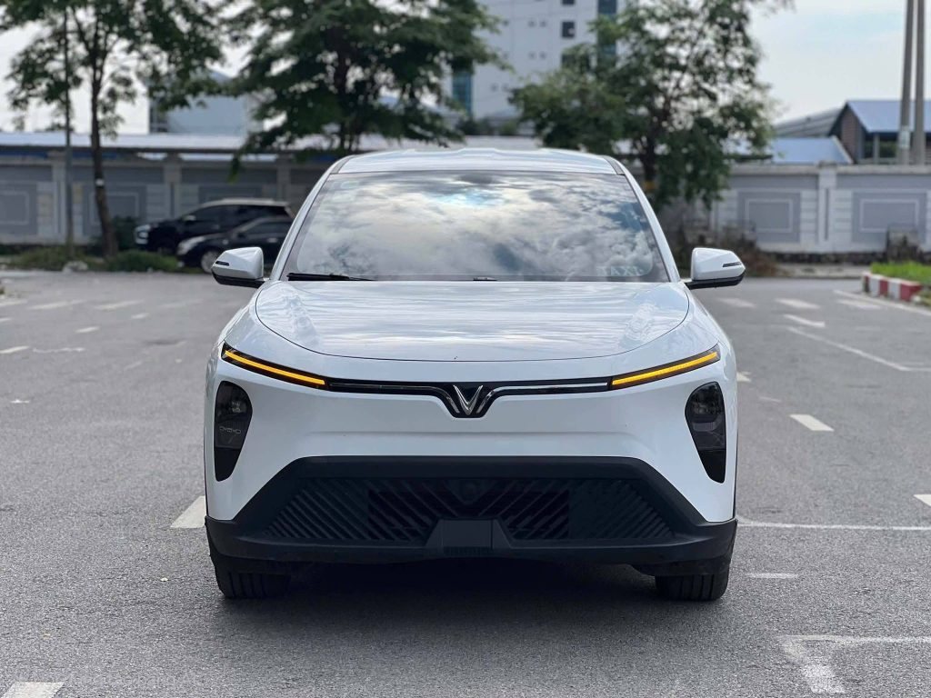 Ngoại thất VinFast Limo Green